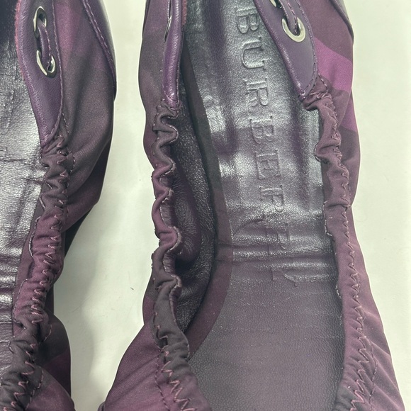 Burberry
Nylon Leather Trim Embellishment Ballet Flats
Size: 8 | US8, IT38 - Picture 11 of 12